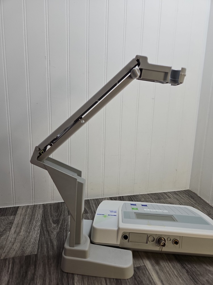 Mettler Toledo MP220 basic pH bench meter NO Power Cord