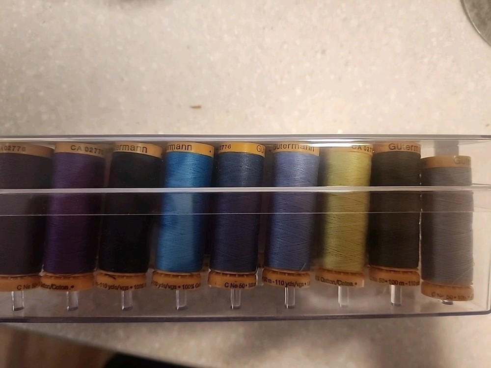 Gutermann Spool Box 26 Cotton Thread Set, Assorted Colors