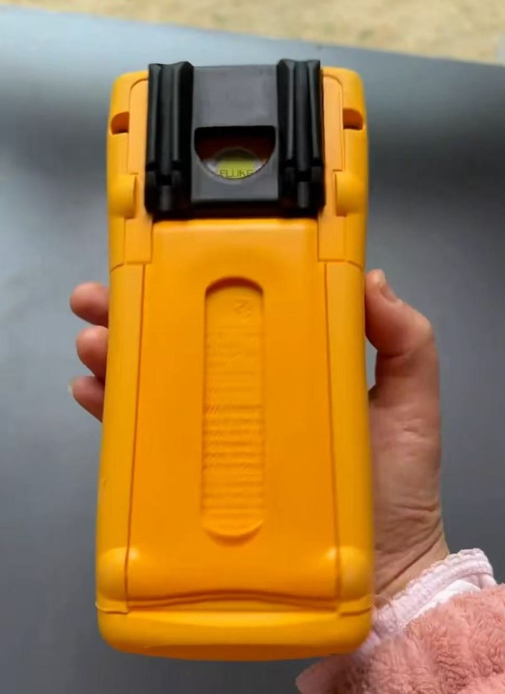 Fluke 726 Precision Multifunction Process Calibrator