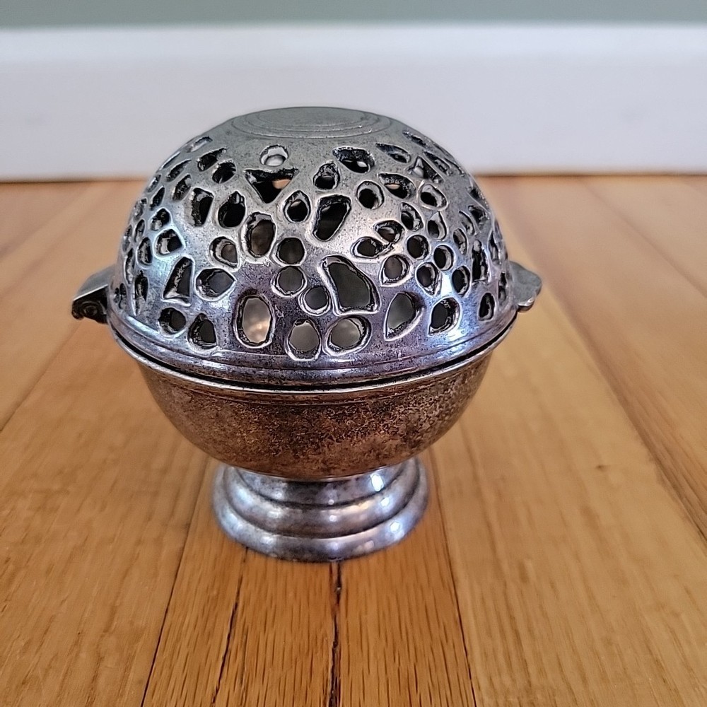 Silver Hinged Sponge Ball 3.5" X 4” Vintage Marked 128