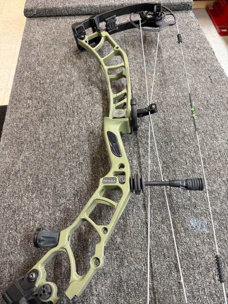 elite archery omnia compound bow