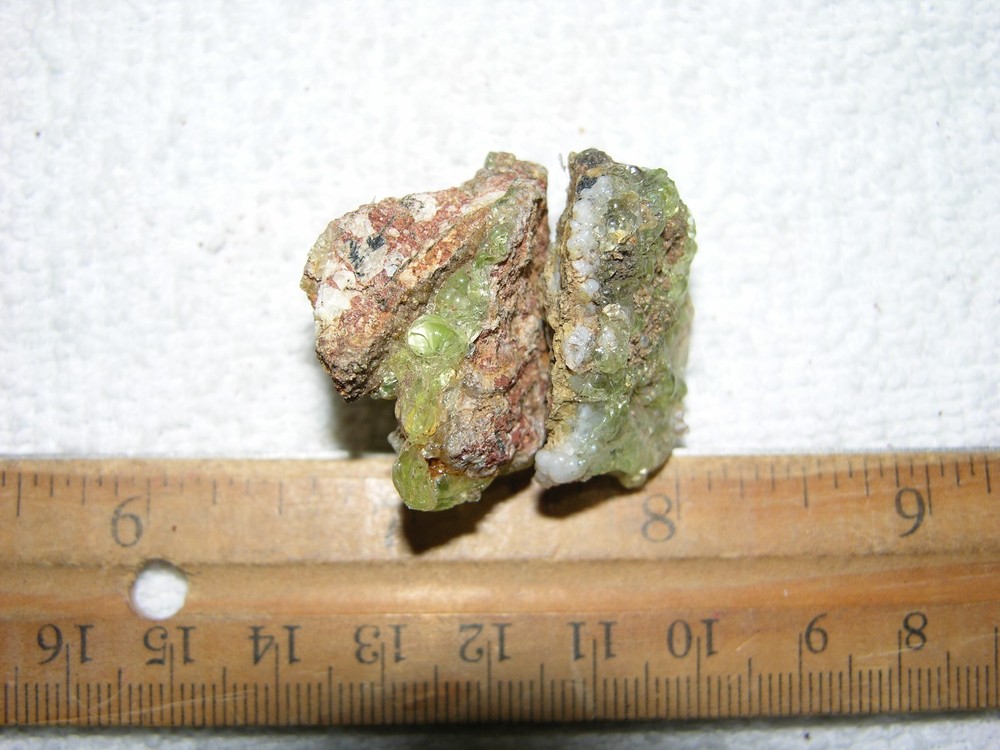 Geode pair opened with crystal centers 1 inch G80