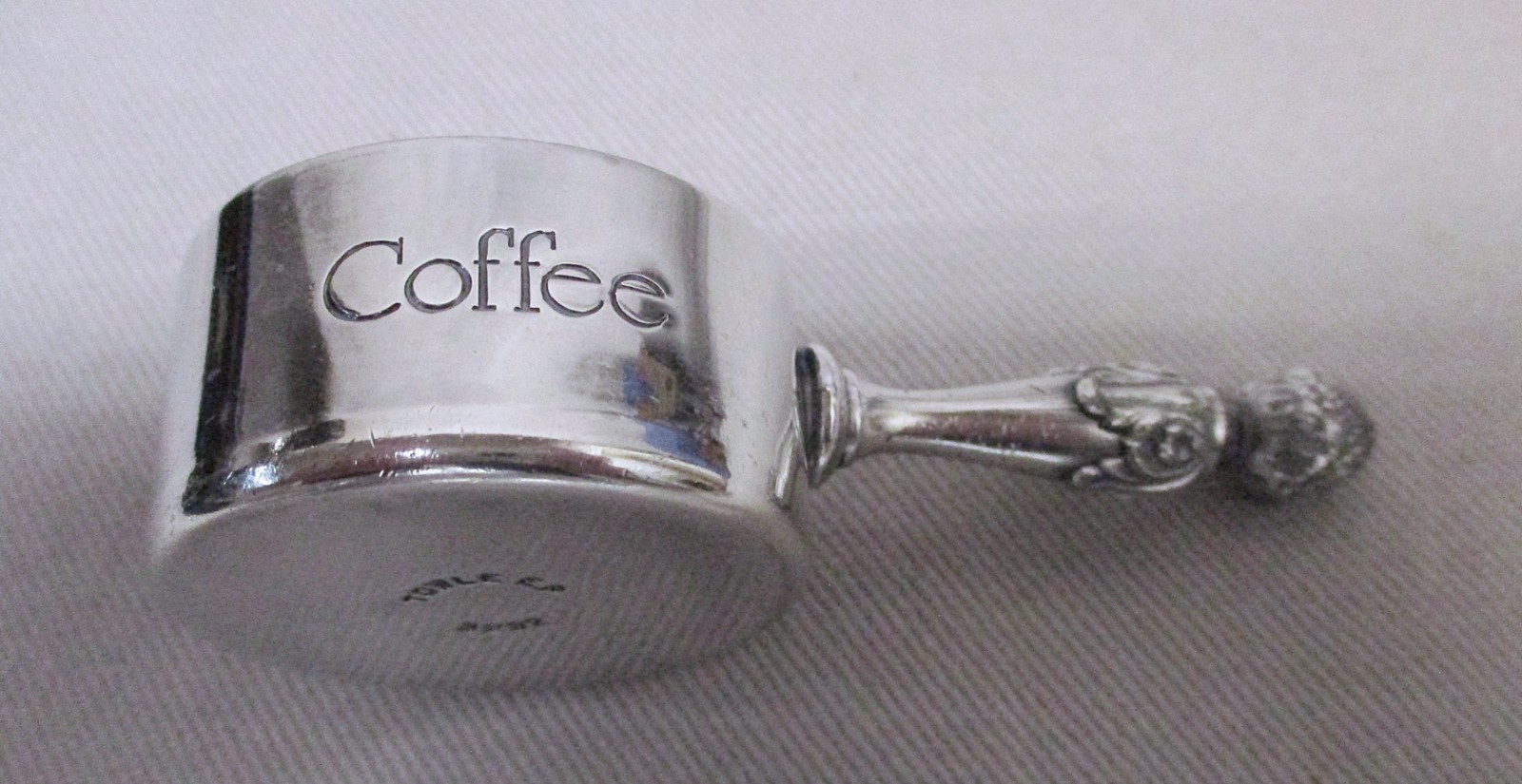 Vintage Towle Silverplate Coffee Measure / Scoop #3232, "M" Monogram