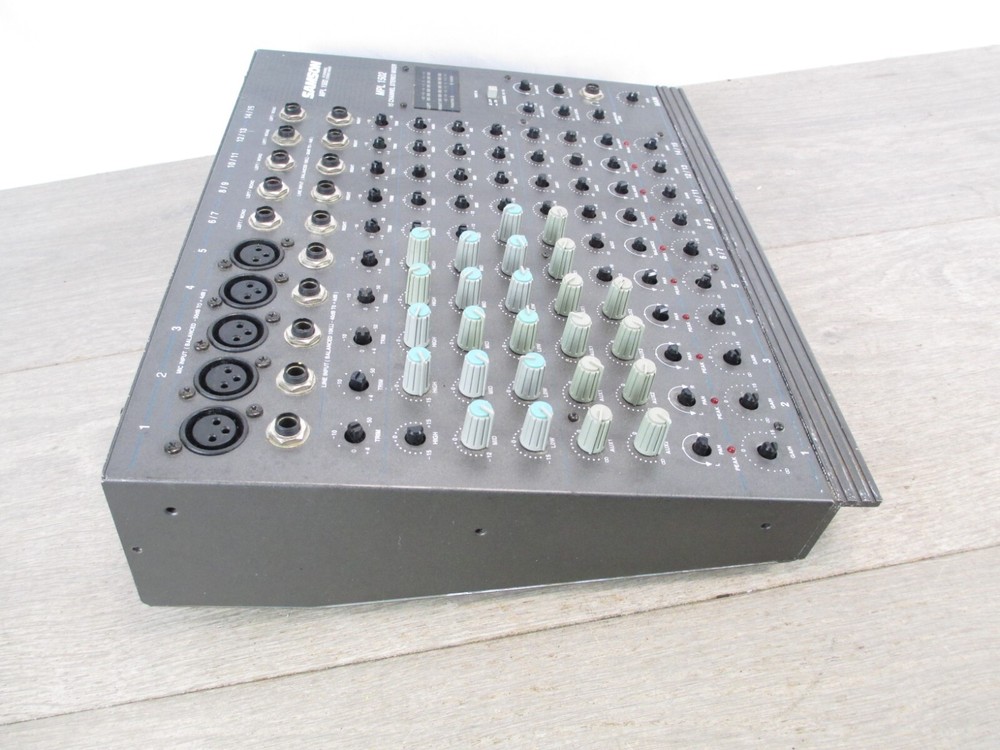 Samson Technologies MPL1502 15 Channel Stereo Mixer **READ**