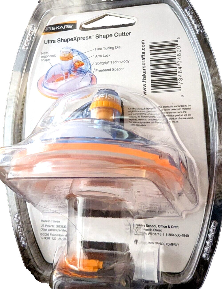 Fiskars Ultra ShapeXpress Includes 2 Blades