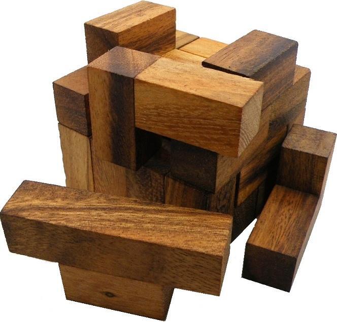 Brain Storm Cube - Wooden Brainteaser Puzzle