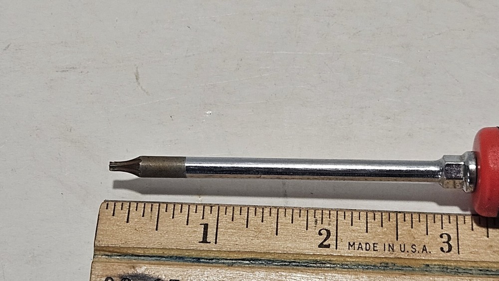 Snap On Tools T8 Torx Screwdriver SGDT308