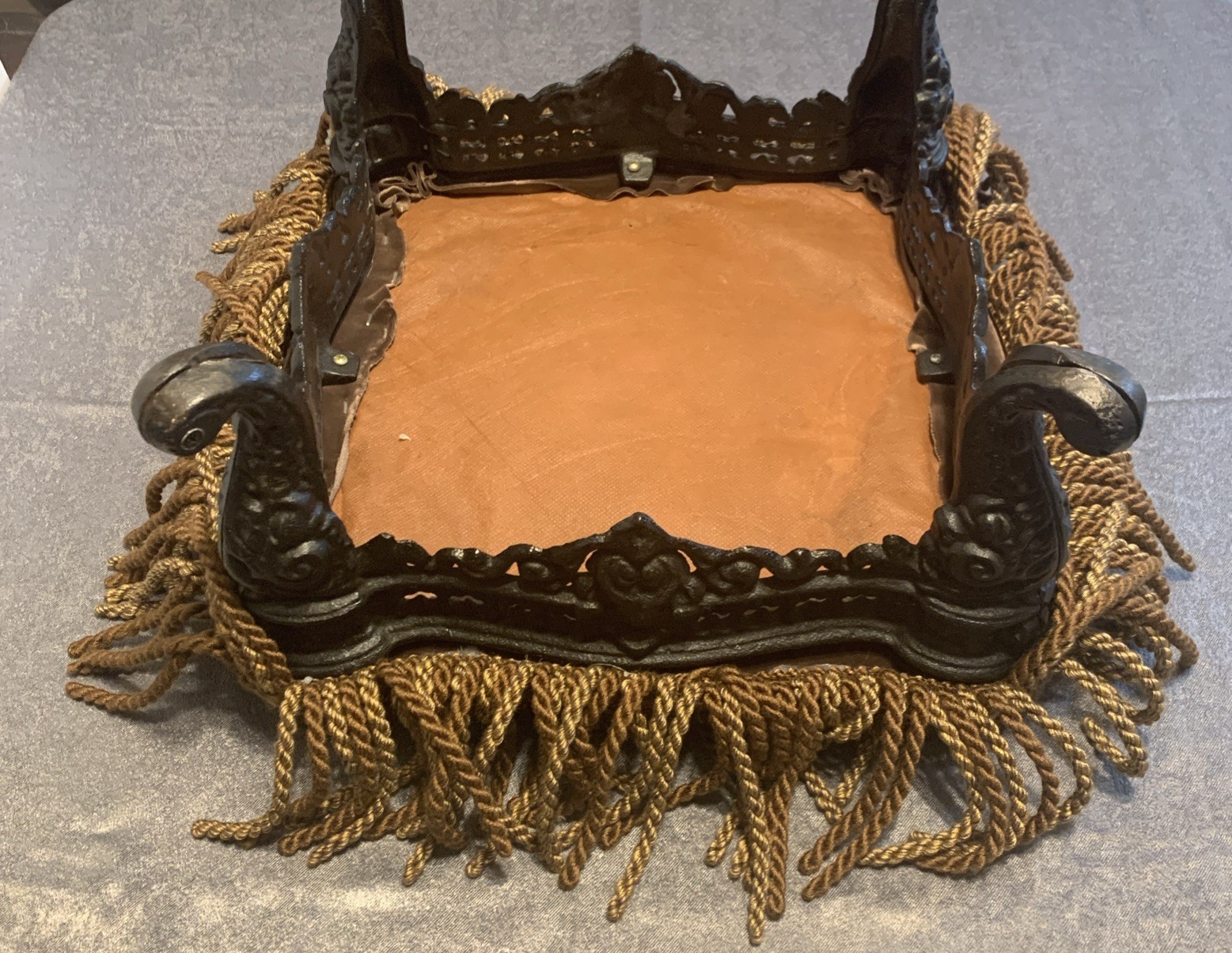 Vtg Cast Iron Ottoman Footstool w/Floral Needlepoint Design & Fringe