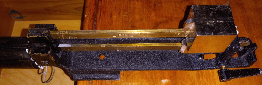 Vintage Aptila Black Clamp On Scale