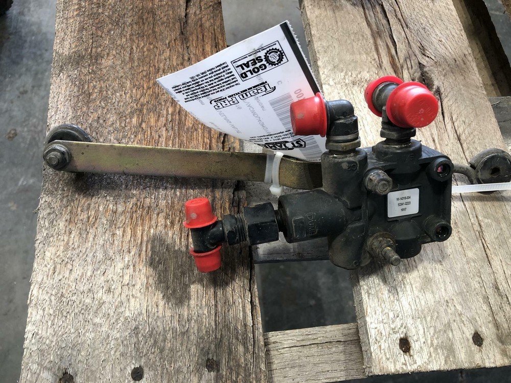 2016 FREIGHTLINER LEVELING VALVE