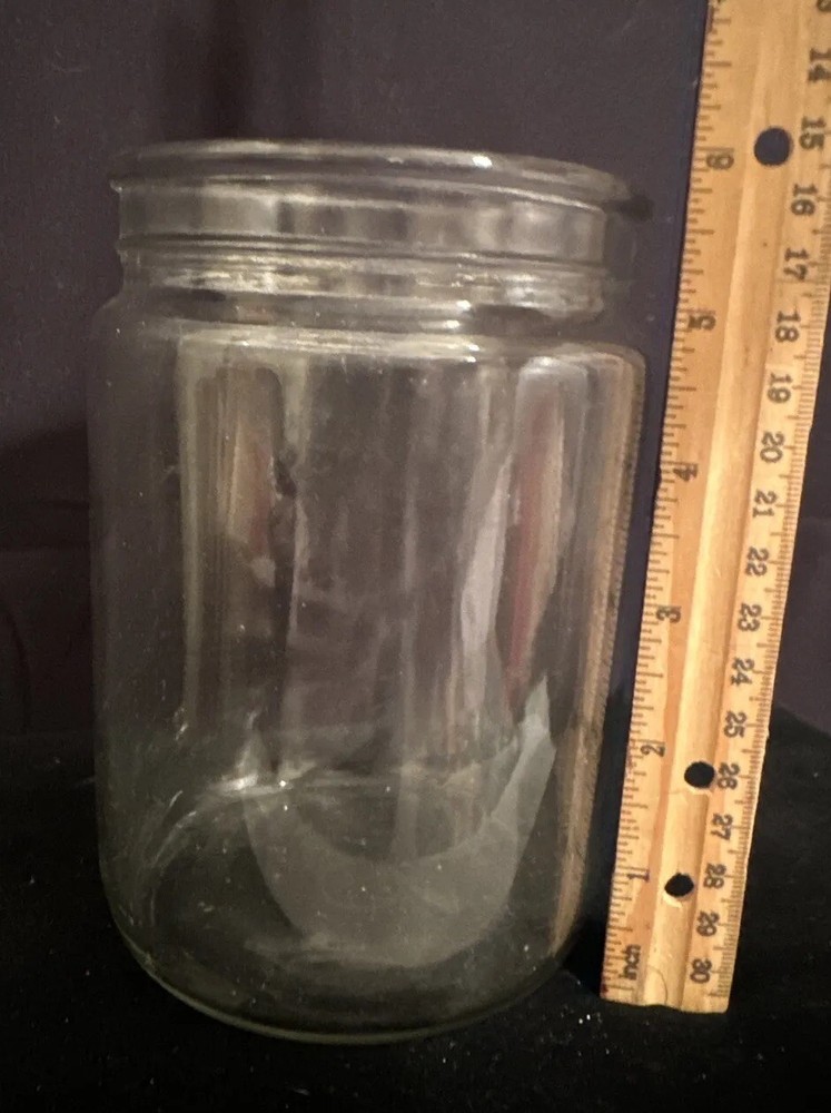 Round Clear Glass Jar (Missing Seal)