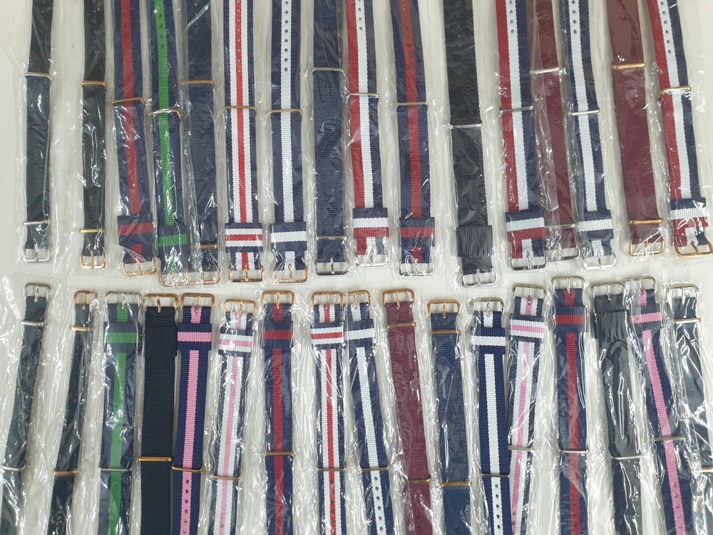 LOT  Nylon Straps 33 Pieces