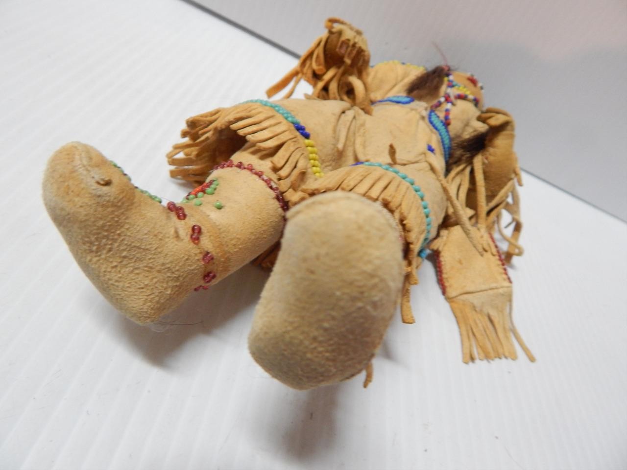 ANTIQUE VINTAGE PIKUNI BLACKFEET PLAINS INDIAN BEADED DOLL - LOTS OF DETAIL