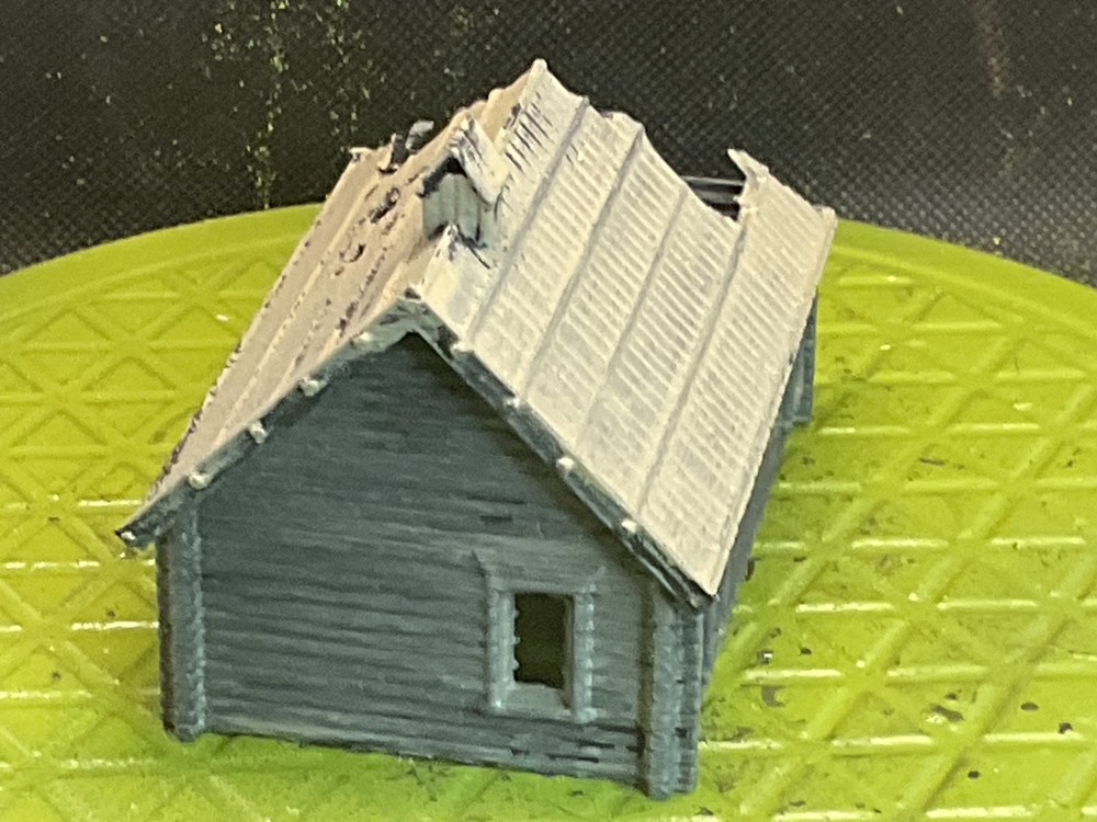 15mm Painted Badly Damaged Log Cabin