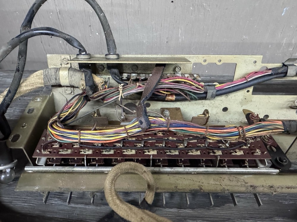 Seeburg Q100 Jukebox Keyboard Selection Assembly Clean