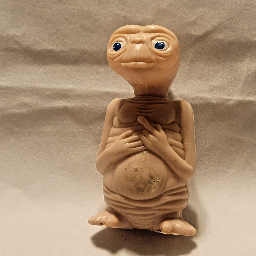 1982 Candy Container 3" Figure E.T. The Extraterrestrial Universal Studios movie