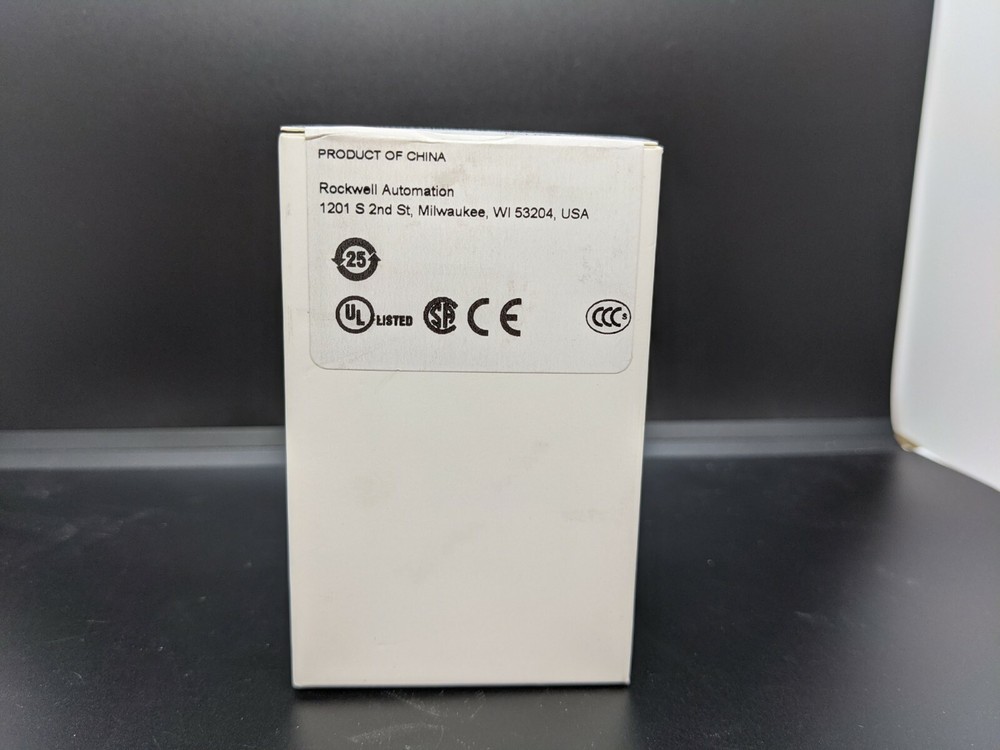 Allen Bradley 800H-JR2A 3 Position Selector Switch White Std Knob Maint