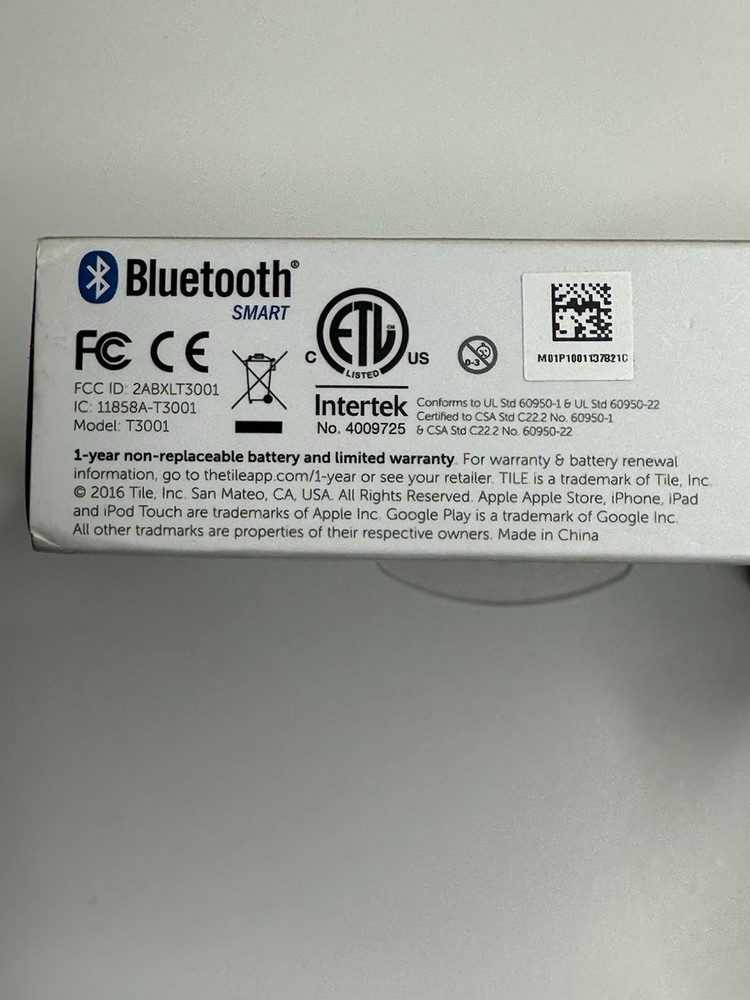 Tile Mate Bluetooth Tracker Find Keys Phone Anything NEW