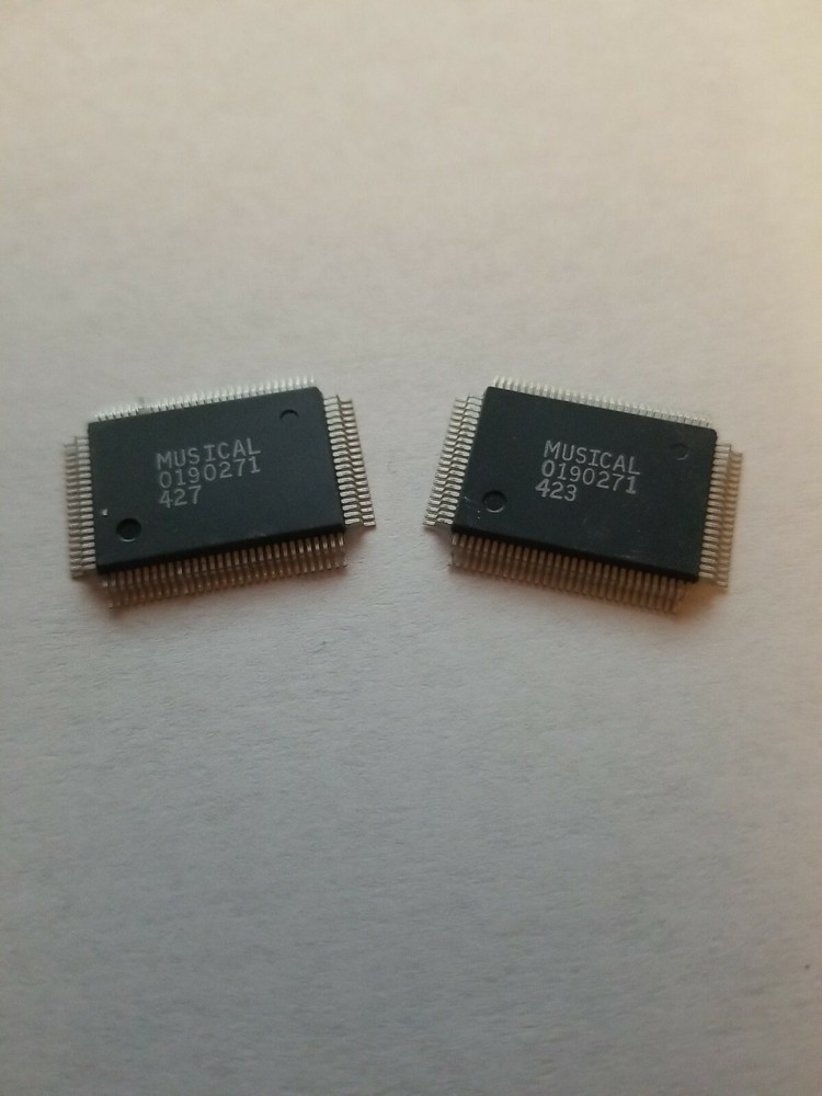 TACT82303EPB / IC / SURFACE MOUNT  / 2 PIECES (qzty)