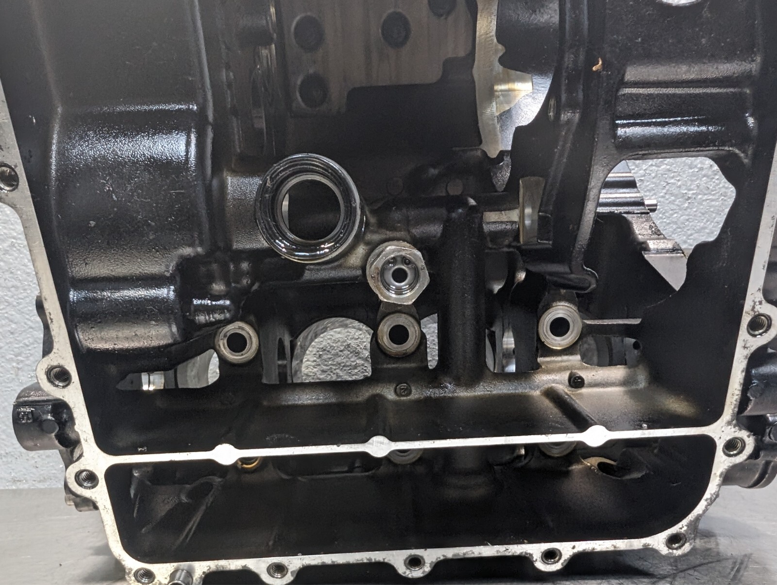 2009-2012 Kawasaki Ninja ZX6R OEM Engine Case Cases Block Crank - 14001-0159