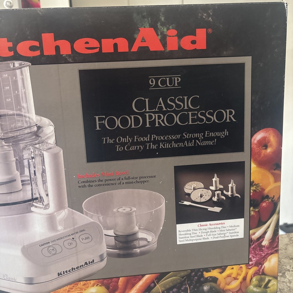 KitchenAid KFP500WH Classic 9 Cup Food Processor White Complete Set W/Box EUC