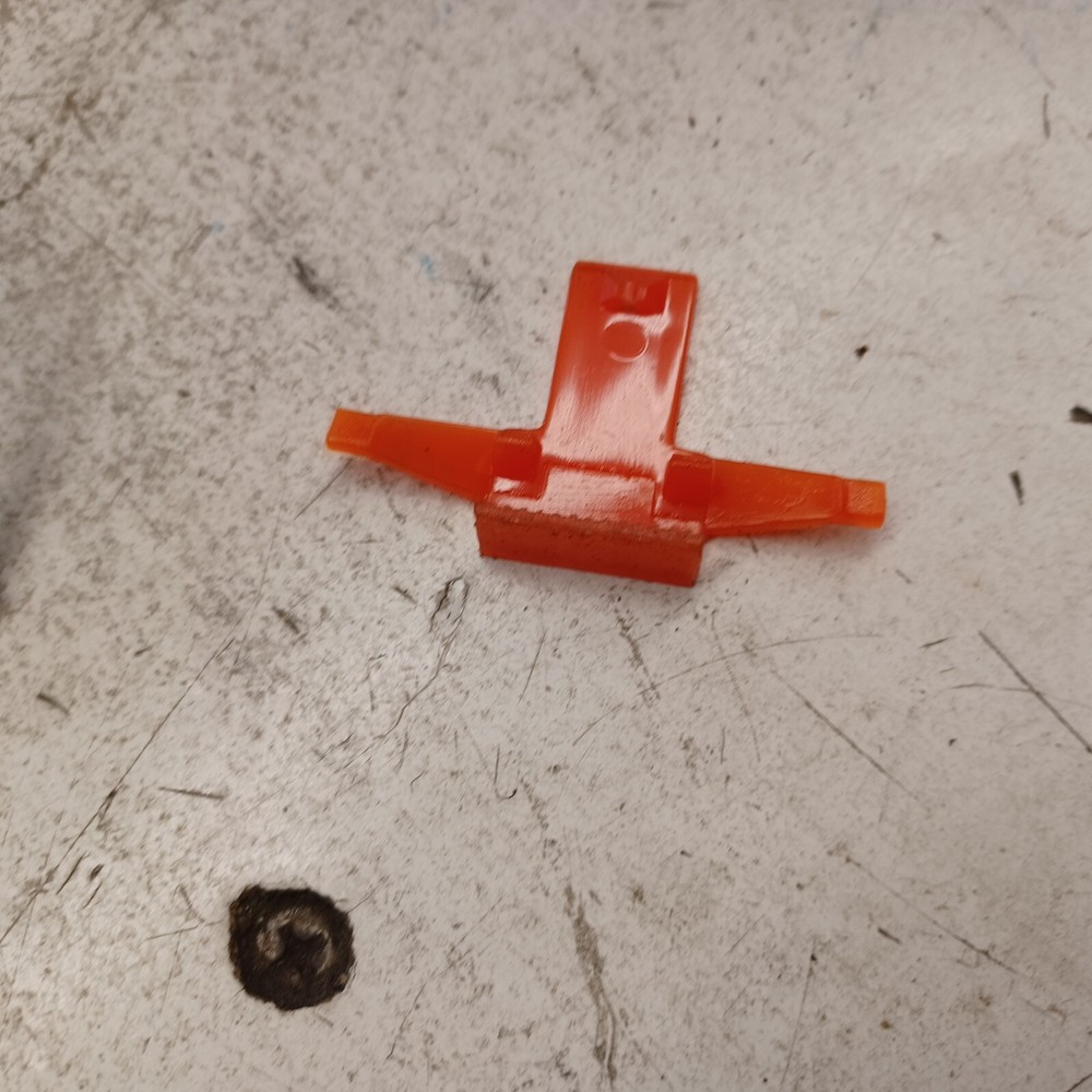 83 MAZDA RX7 FB CIGARETTE LIGHTER UNIT COMPLETE AS PICTURED.