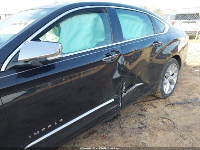 IMPALA 2016 Glove Box 4978500