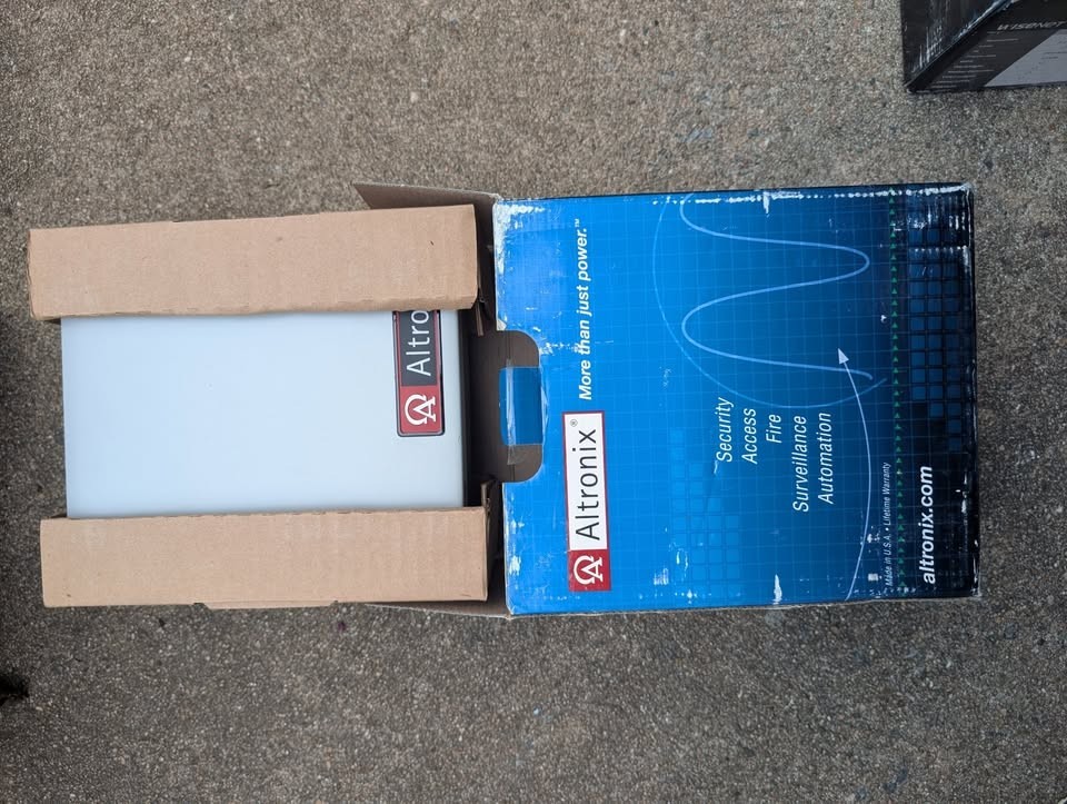Altronix CCTV Camera & Accessory Power Supply ALTV2416