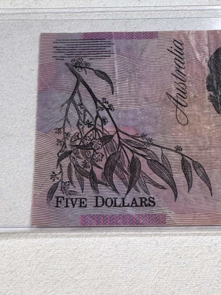 2005 Australia $5 Polymer Banknote Prefix AB P# 57c