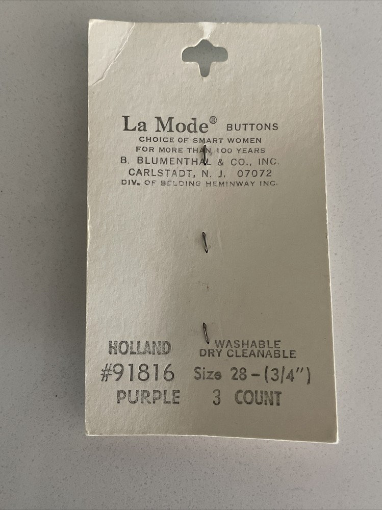 Vintage La Mode Purple Oval Buttons Sewing
