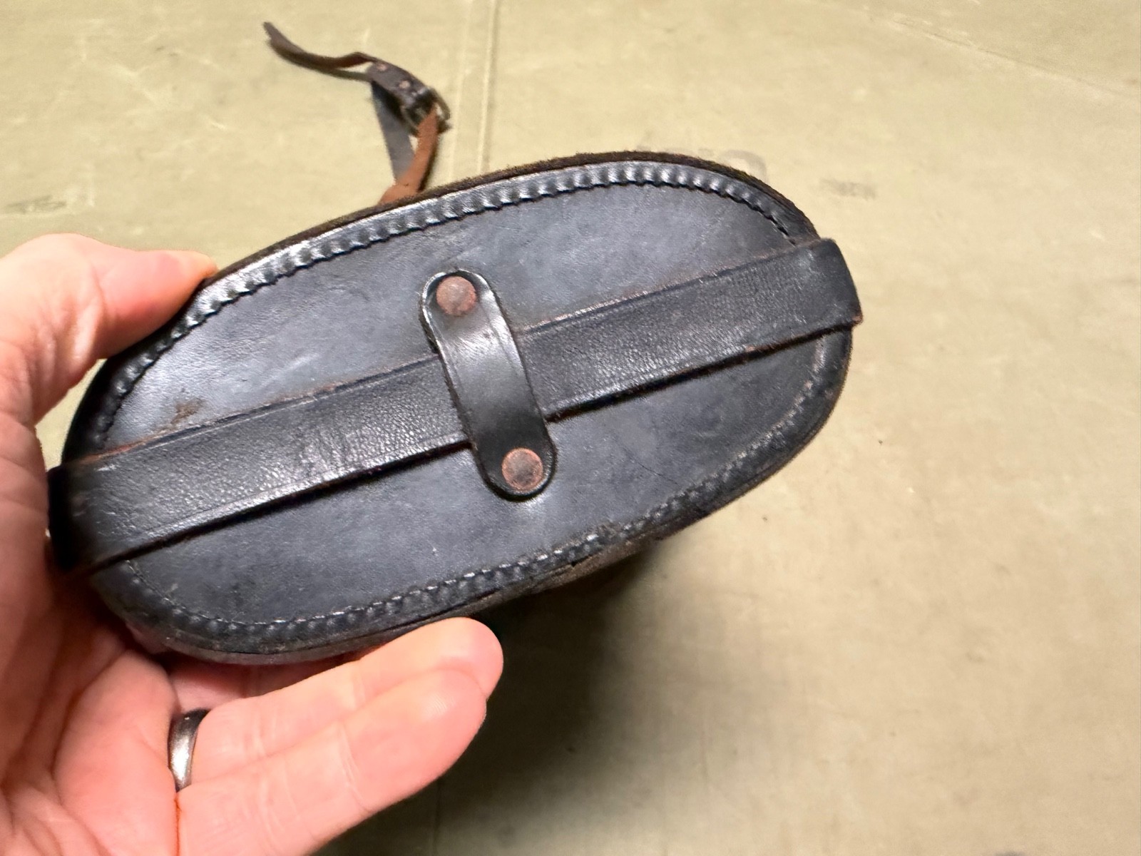 ORIGINAL WWII US NAVY USN MARK 21 7X50 BINOCULARS & CARRY STRAP