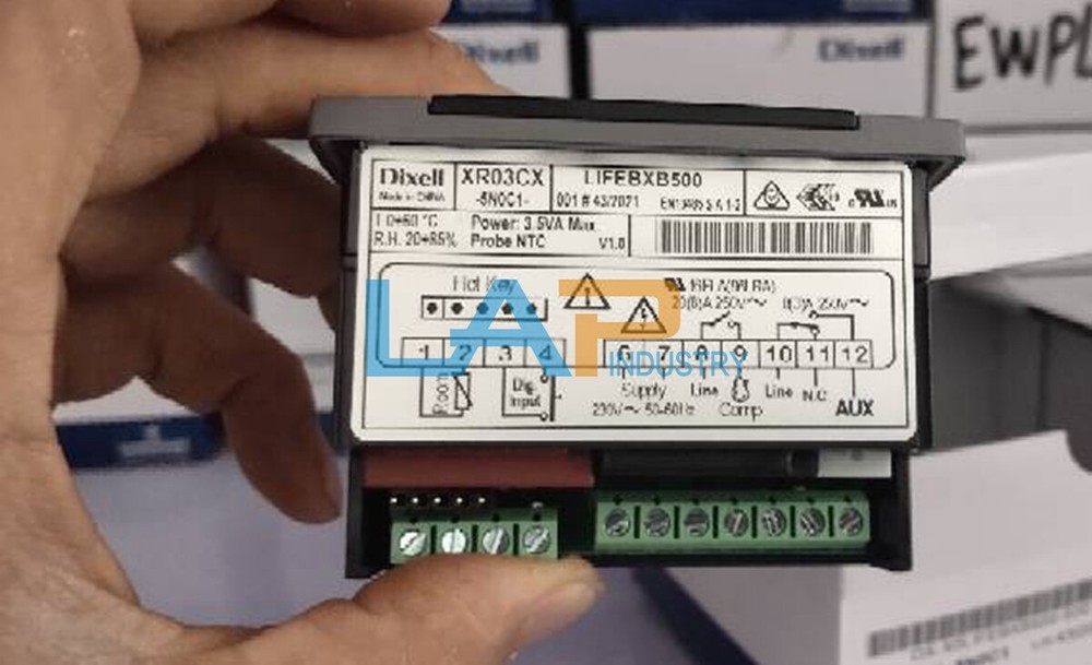1PCS XR03CX-5N0C1/ / FOR temperature controller