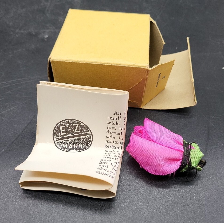 E-Z Magic Flower in Button Hole Magic Trick Original Box