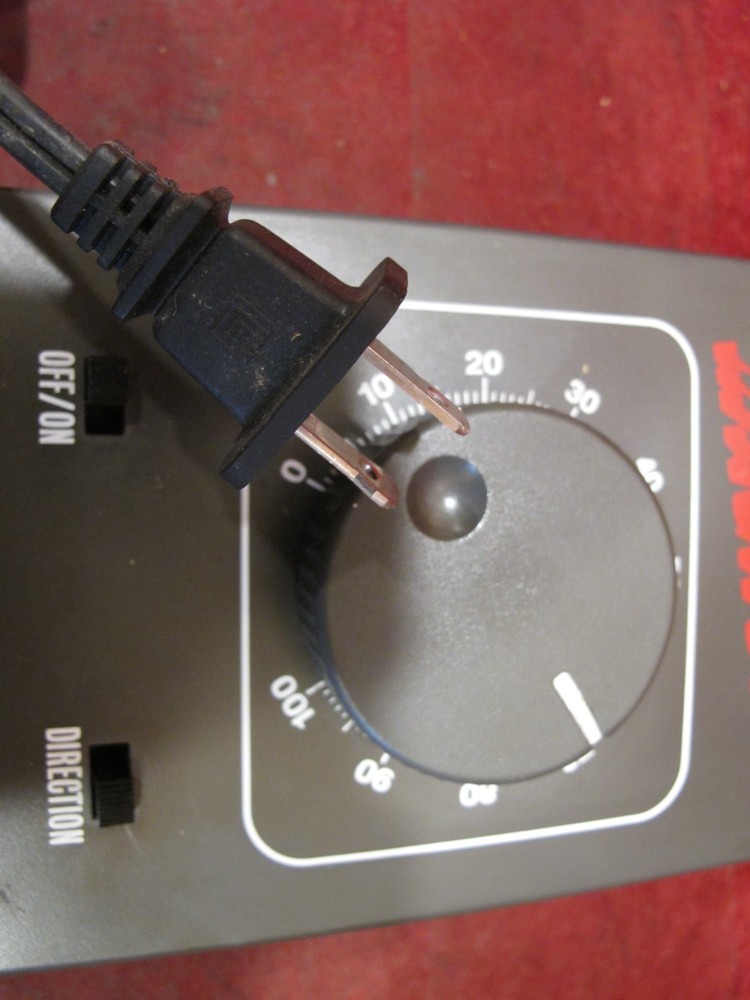 Spectrum Magnum 44-6681 Variable DC Transformer Train Controller