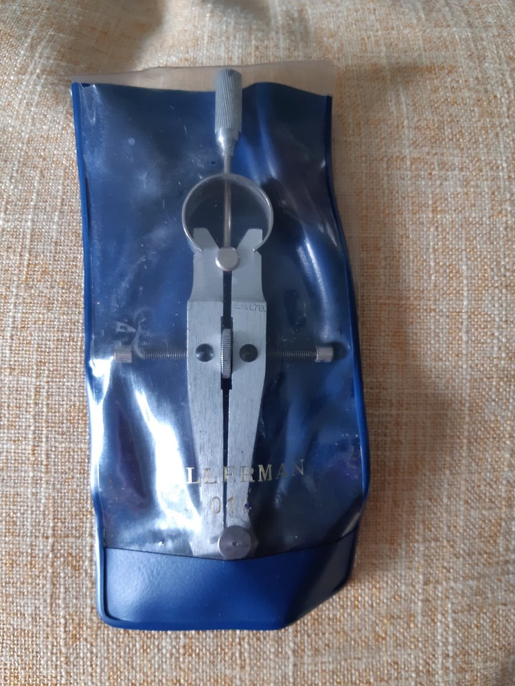 Vintage Hellerman 014 Compass