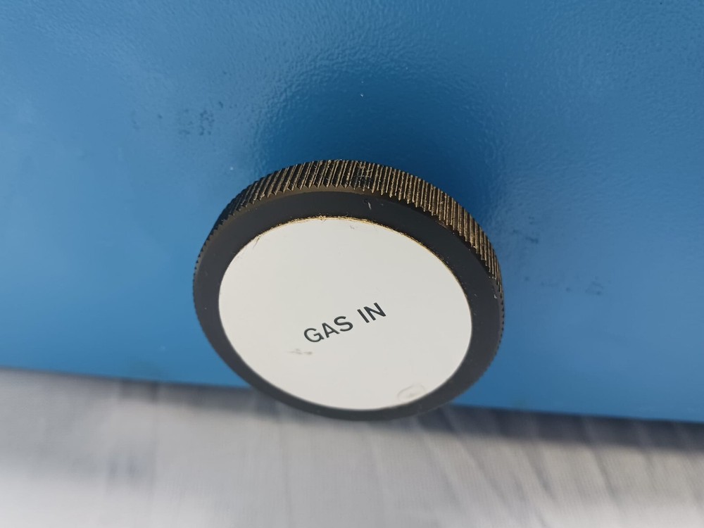 Balzers Union CPD 020 Critical Point Dryer