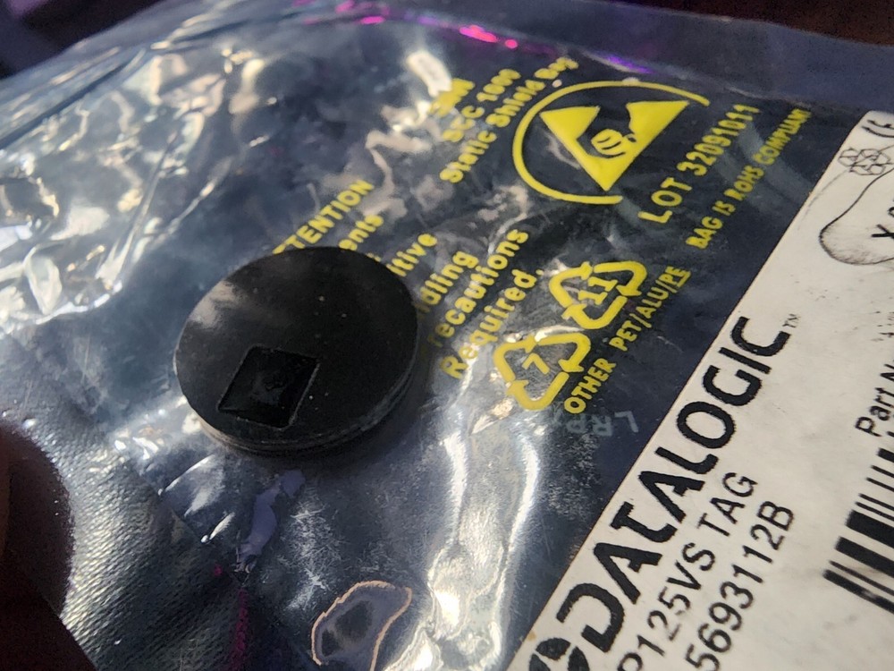 (25) NIB DataLogic LRP125VS HF PCB RFID Tags: 112 Bytes, ɸ22mm x 3mm Width