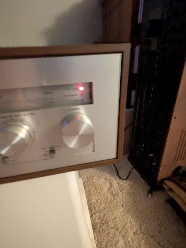 yamaha cr 420, powers on, no sound