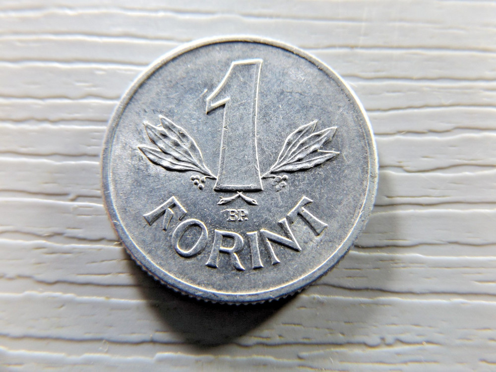 HUNGARY 1976 1 Forint