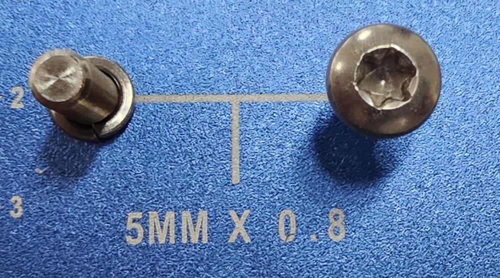 100pcs Each- 5mm Torx Screw And Lock Washer