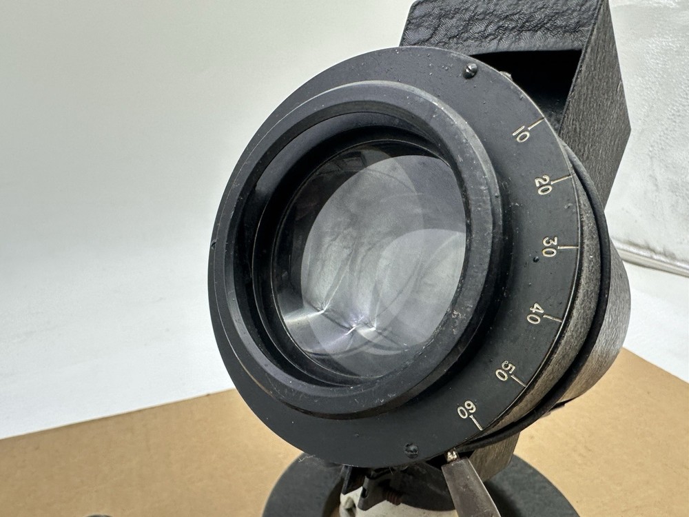 MICROSCOPE ILLUMINATOR Antique Spotlight Model 370 American Optical Co.