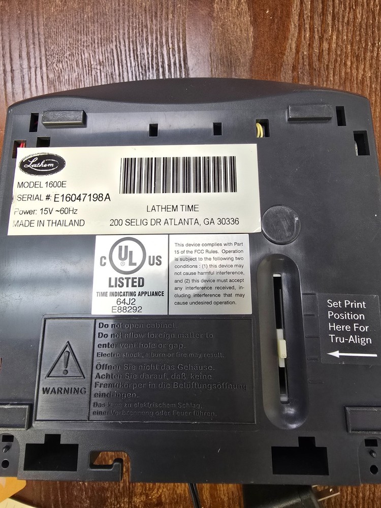 Lathem 1600E Tru-Align Atomic Time Clock Auto-Set Date Time Punch Clock With Key