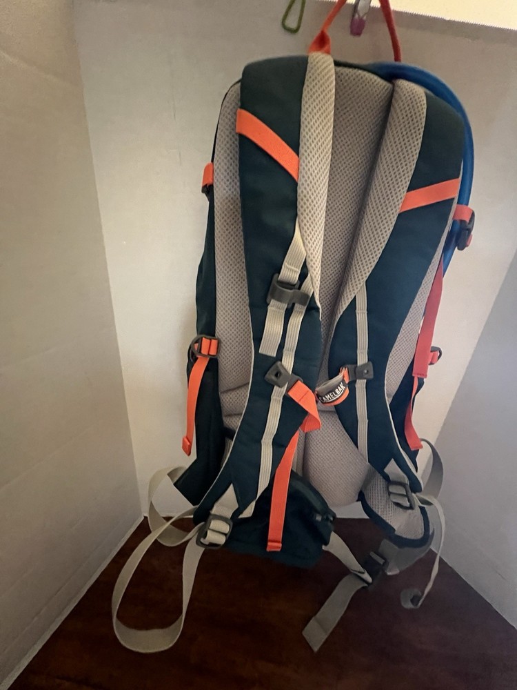 Camelback Helena 20 Hydration Pack Backpack New