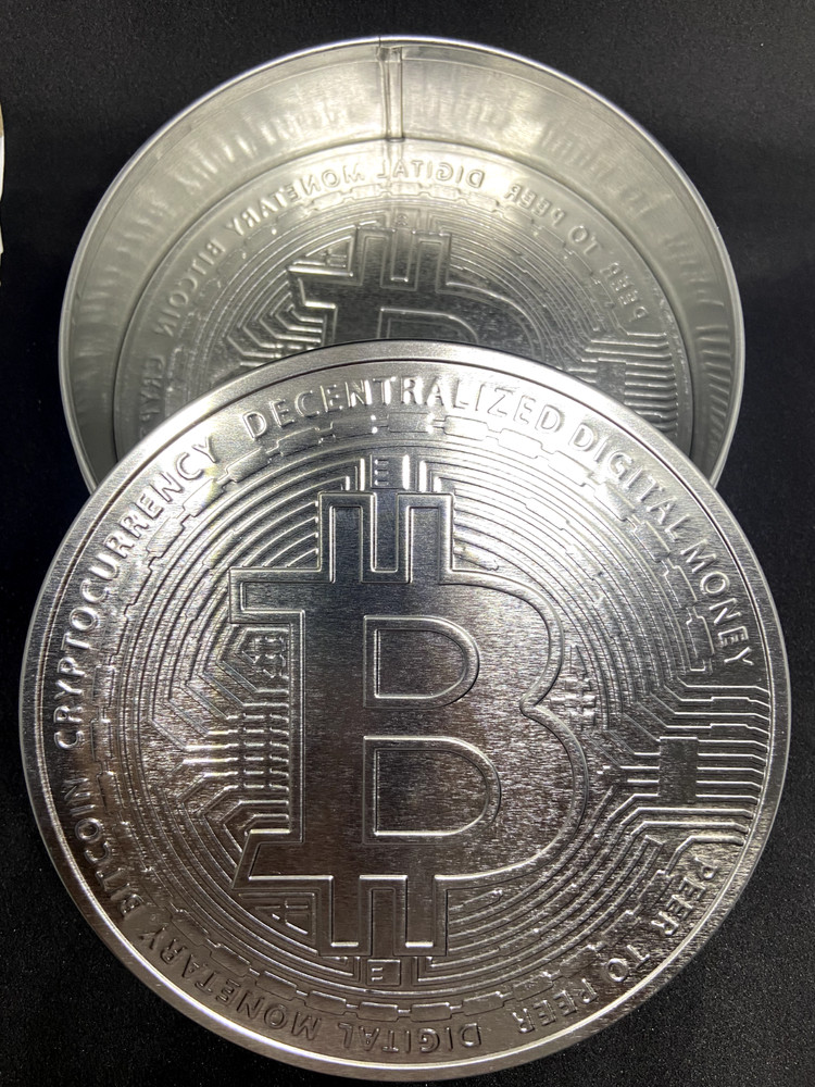 BITCOIN Limited Edition BTC Cryptocurrency Silver Metal Box Container Collection