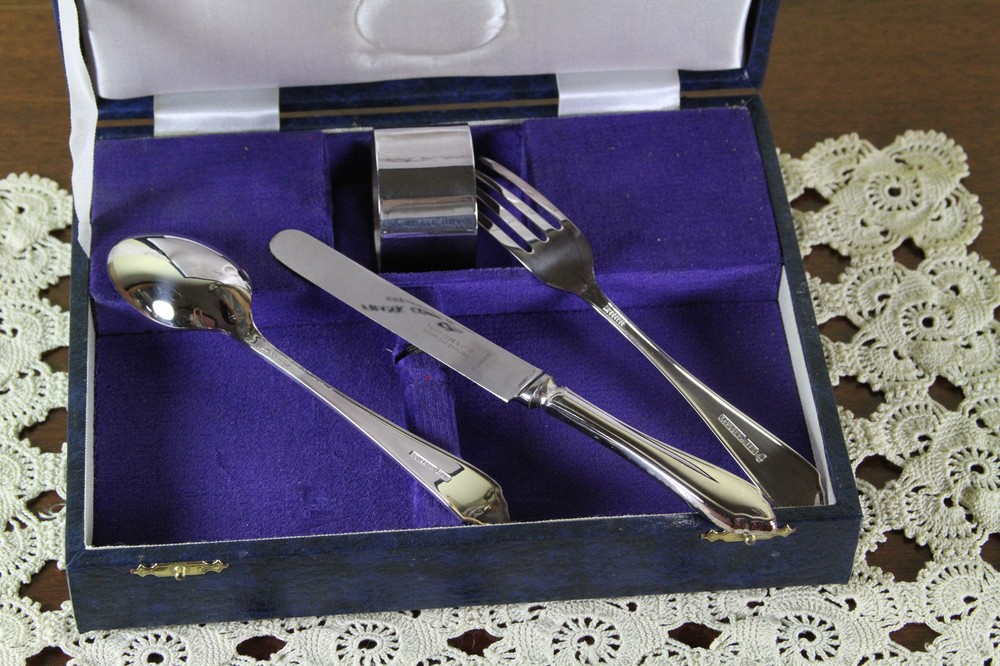 Silver Child-Set Boxed : Spoon, Fork & Serviette Ring