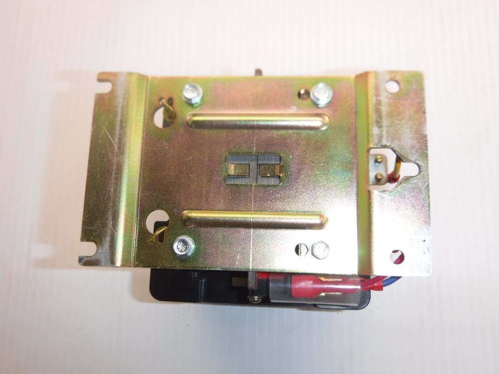 Unbranded CAT-2160 B730JA Pole Contactor