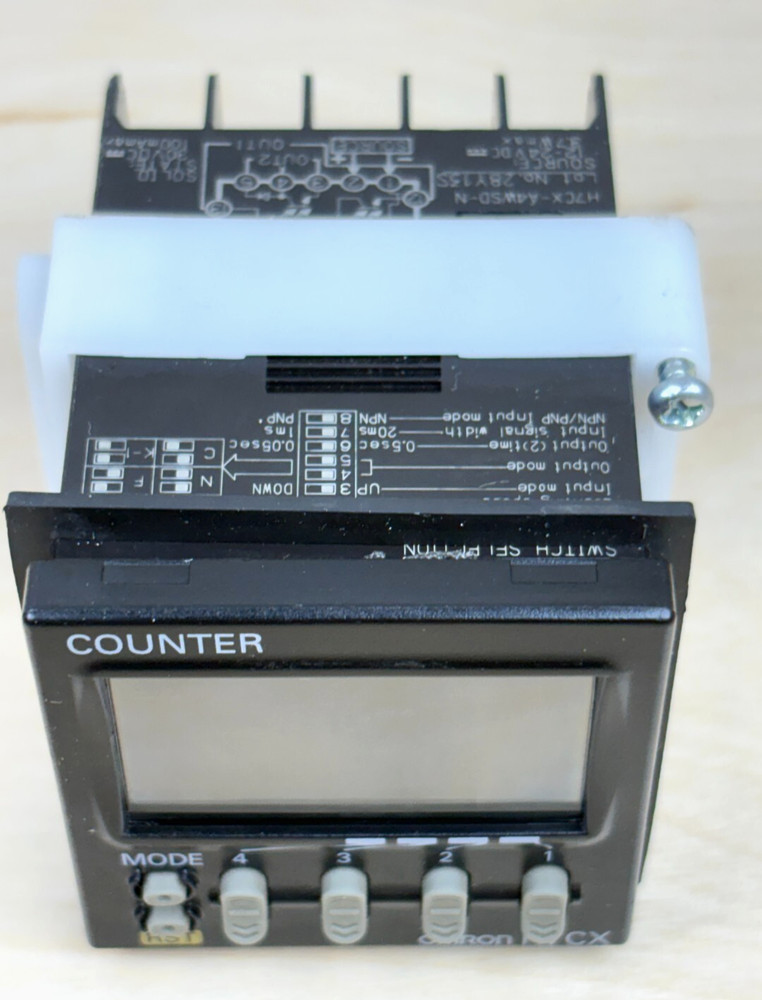 Omron H7CX-A4WSD-N Multifunction Preset Counter