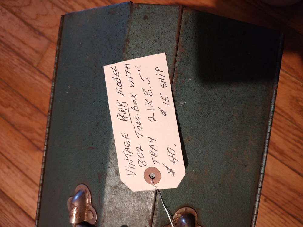Vintage PARK MODEL 802 TOOL BOX WITH TRAY 21X8.5"