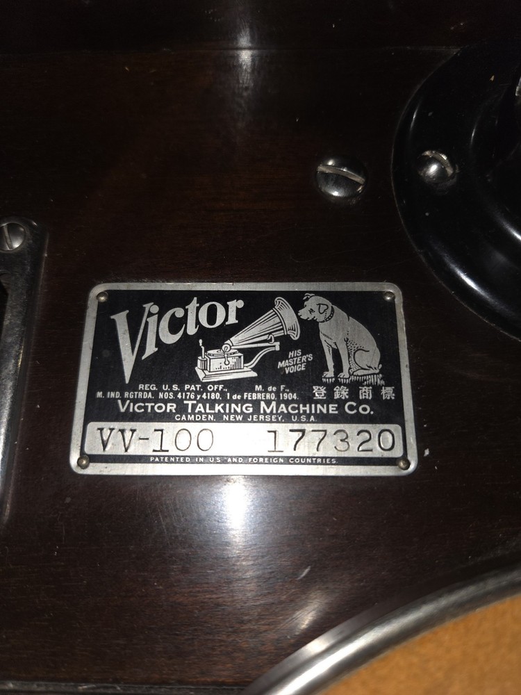 1923 Victor Victrola