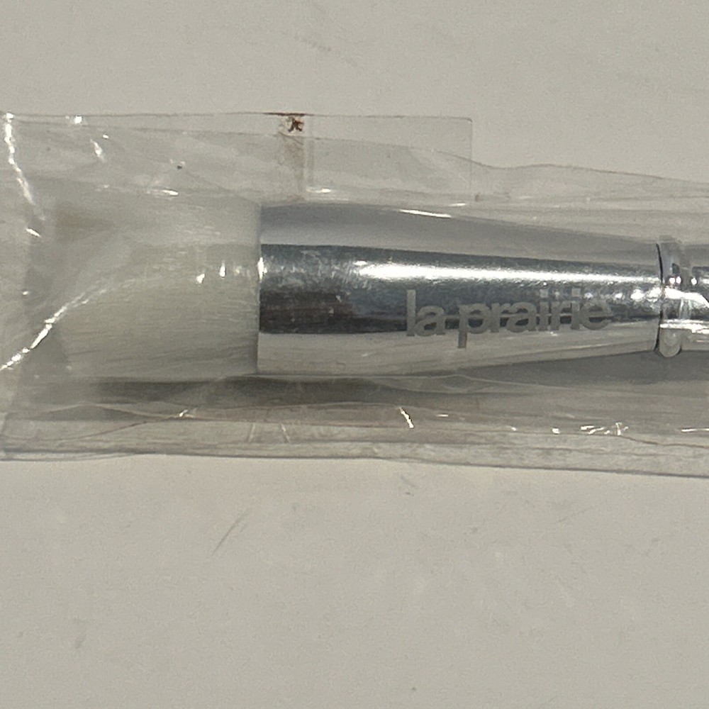 LaPrairie Mini Buffing Brush NEW